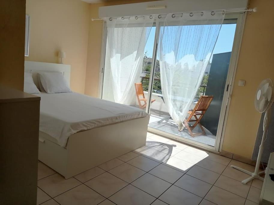Studio Sur La Plage Des Dagueys Libourne Buitenkant foto